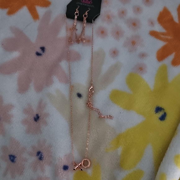 paparazzi Jewelry - Paparazzi Rose Gold XO Necklace Set